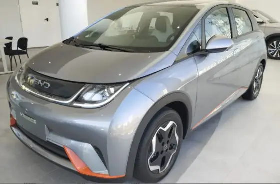 BYD DOLPHIN 44,9 KW ELÉTRICO GS BYD DOLPHIN 44,9 KW ELÉTRICO GS