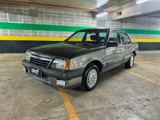 CHEVROLET MONZA 2.0 CLASSIC SE 8V GASOLINA 4P MANUAL CHEVROLET MONZA 2.0 CLASSIC SE 8V GASOLINA 4P MANUAL