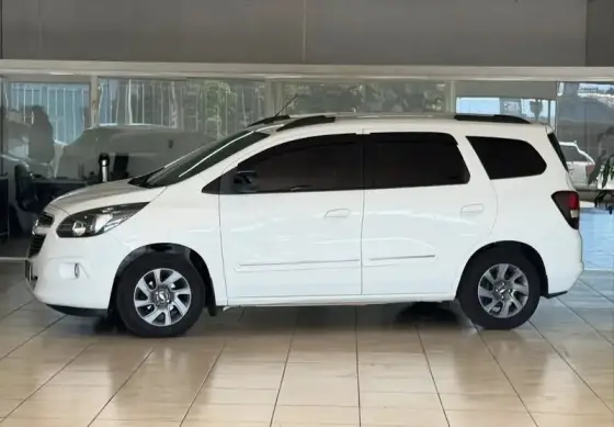 CHEVROLET SPIN 1.8 LT 8V FLEX 4P MANUAL