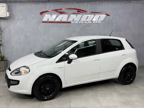 FIAT PUNTO 1.6 ESSENCE 16V FLEX 4P AUTOMATIZADO