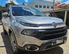 FIAT TORO 2.0 16V TURBO DIESEL FREEDOM 4WD AT9 FIAT TORO 2.0 16V TURBO DIESEL FREEDOM 4WD AT9