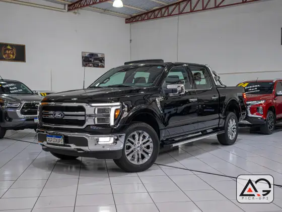 FORD F-150 5.0 V8 GASOLINA CD LARIAT FX4 AUTOMÁTICO