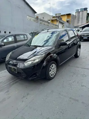 FORD FIESTA 1.0 MPI HATCH 8V FLEX 4P MANUAL FORD FIESTA 1.0 MPI HATCH 8V FLEX 4P MANUAL