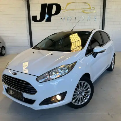 FORD FIESTA 1.6 TITANIUM HATCH 16V FLEX 4P POWERSHIFT