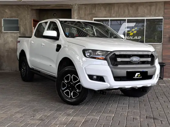 FORD RANGER 2.2 XL 4X4 CD 16V DIESEL 4P MANUAL FORD RANGER 2.2 XL 4X4 CD 16V DIESEL 4P MANUAL