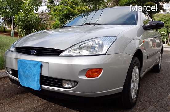 FORD-FOCUS-2003