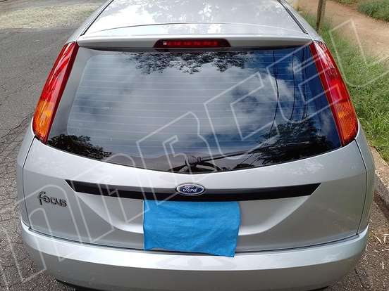 FORD-FOCUS-1.8 GL 16V GASOLINA 4P MANUAL FORD-FOCUS-2003