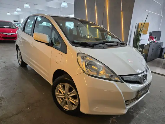 HONDA FIT 1.4 LX 16V FLEX 4P AUTOMÁTICO