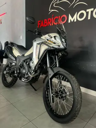 HONDA XRE 300 SAHARA 