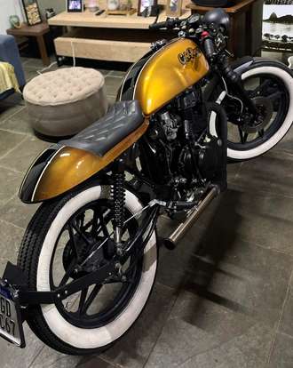 HONDA-CB 400 HONDA-CB 400-1983