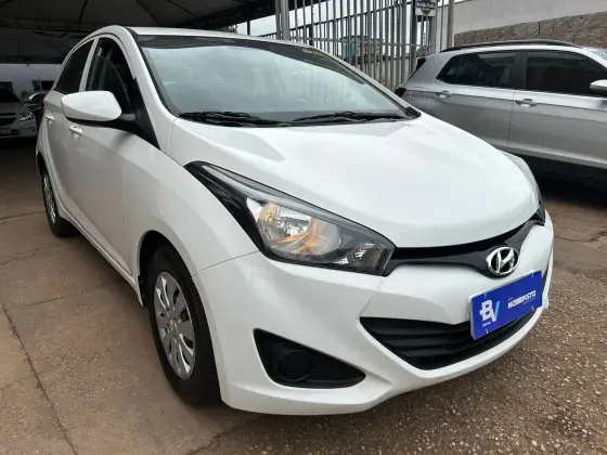 HYUNDAI HB20 1.0 COMFORT 12V FLEX 4P MANUAL HYUNDAI HB20 1.0 COMFORT 12V FLEX 4P MANUAL