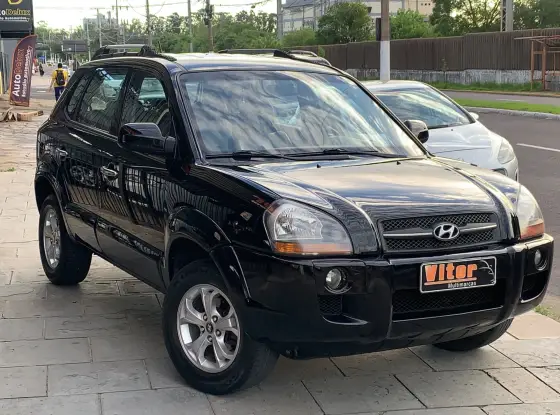 HYUNDAI TUCSON 2.0 MPFI GL 16V 142CV 2WD GASOLINA 4P AUTOMÁTICO HYUNDAI TUCSON 2.0 MPFI GL 16V 142CV 2WD GASOLINA 4P AUTOMÁTICO
