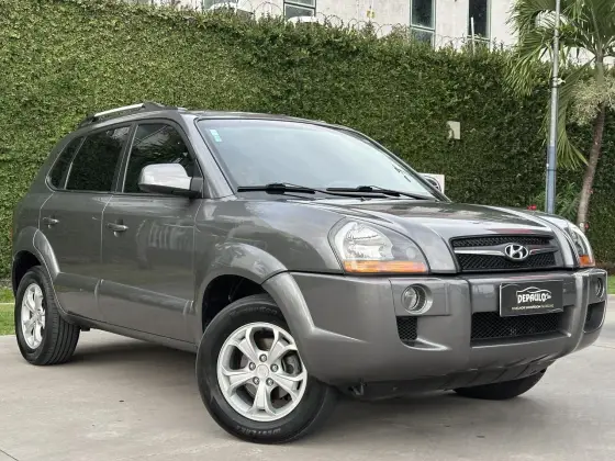 HYUNDAI TUCSON 2.0 MPFI GLS BASE 16V 143CV 2WD FLEX 4P AUTOMÁTICO HYUNDAI TUCSON 2.0 MPFI GLS BASE 16V 143CV 2WD FLEX 4P AUTOMÁTICO