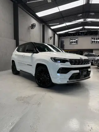 JEEP COMPASS 1.3 T270 TURBO HÍBRIDO S 4XE AT6