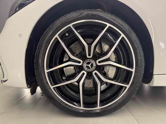 MERCEDES-BENZ-C 300-2.0 EQ BOOST HÍBRIDO AMG LINE 9G-TRONIC MERCEDES-BENZ-C 300-2024