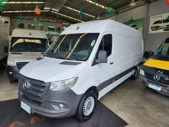 MERCEDES-BENZ SPRINTER 2.0 CDI DIESEL FURGÃO 315 STREET EXTRA LONGO MANUAL