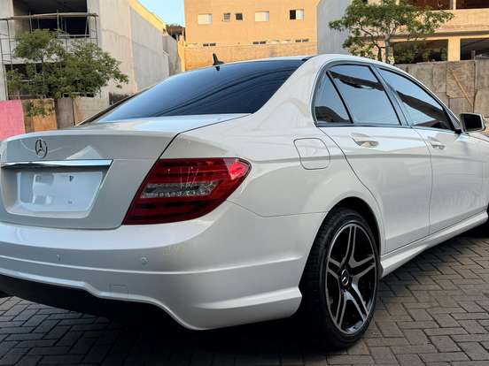 MERCEDES-BENZ-C 180-1.6 CGI SPORT 16V TURBO GASOLINA 4P AUTOMÁTICO MERCEDES-BENZ-C 180-2013
