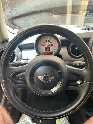 MINI-ONE-2011