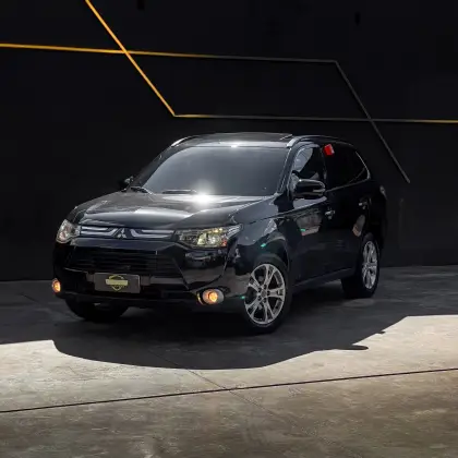 MITSUBISHI OUTLANDER 3.0 GT 4X4 V6 24V GASOLINA 4P AUTOMÁTICO