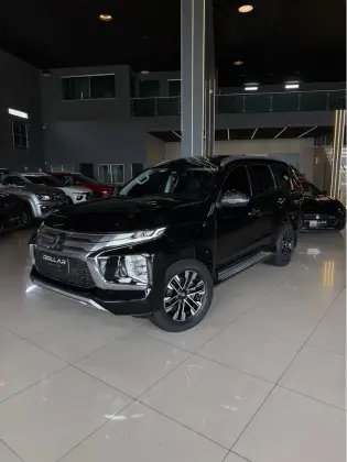MITSUBISHI PAJERO SPORT 2.4 16V MIVEC TURBO DIESEL HPE-S AWD AUTOMÁTICO MITSUBISHI PAJERO SPORT 2.4 16V MIVEC TURBO DIESEL HPE-S AWD AUTOMÁTICO