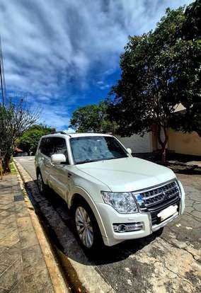 MITSUBISHI-PAJERO FULL-3.2 HPE 4X4 16V TURBO INTERCOOLER DIESEL 4P AUTOMÁTICO MITSUBISHI-PAJERO FULL-2015