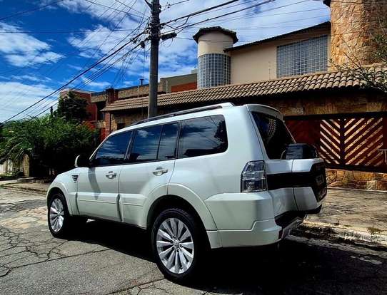 MITSUBISHI-PAJERO FULL-2015