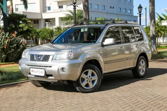 NISSAN X-TRAIL 2.5 GX 16V GASOLINA 4P AUTOMÁTICO
