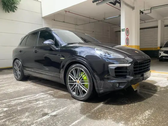 PORSCHE CAYENNE 3.0 S PLATINUM EDITION V6 HÍBRIDO 4P TIPTRONIC