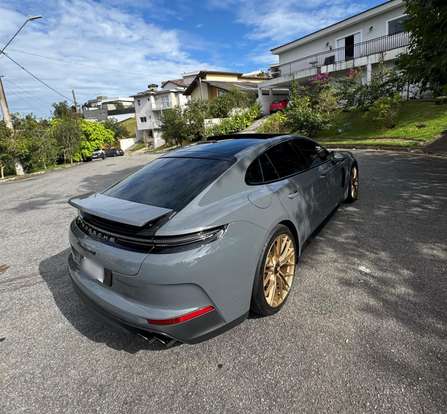 PORSCHE-PANAMERA-2025