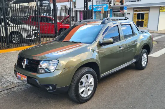 RENAULT DUSTER OROCH 1.6 16V SCE FLEX EXPRESSION MANUAL RENAULT DUSTER OROCH 1.6 16V SCE FLEX EXPRESSION MANUAL