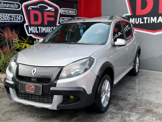 RENAULT SANDERO 1.6 STEPWAY 16V FLEX 4P MANUAL