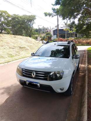 RENAULT-DUSTER-2014