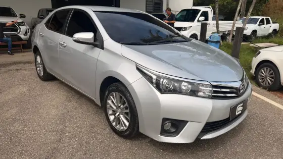 TOYOTA COROLLA 2.0 ALTIS 16V FLEX 4P AUTOMÁTICO