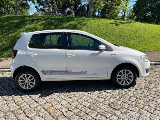 VOLKSWAGEN-FOX-2013