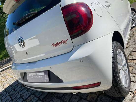 VOLKSWAGEN-FOX-2013