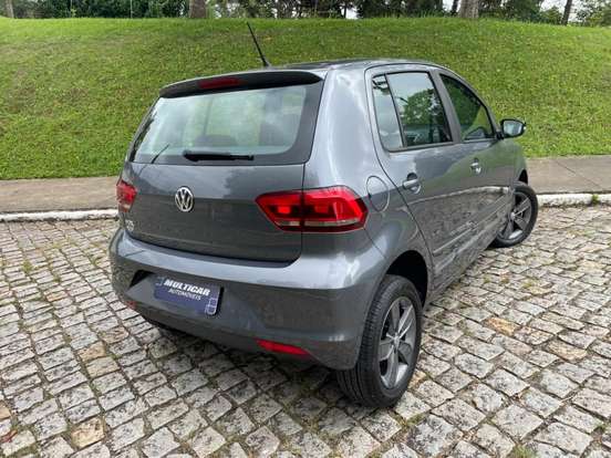 VOLKSWAGEN-FOX-2019