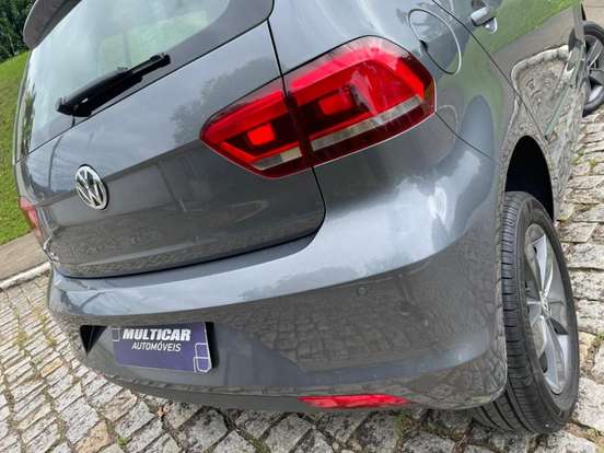 VOLKSWAGEN-FOX-2019
