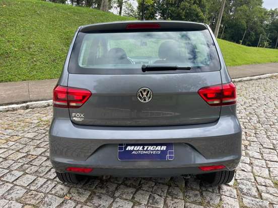 VOLKSWAGEN-FOX-2019