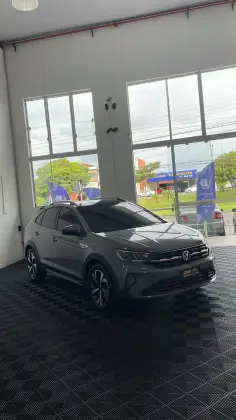 VOLKSWAGEN NIVUS 1.0 200 TSI TOTAL FLEX HIGHLINE AUTOMÁTICO