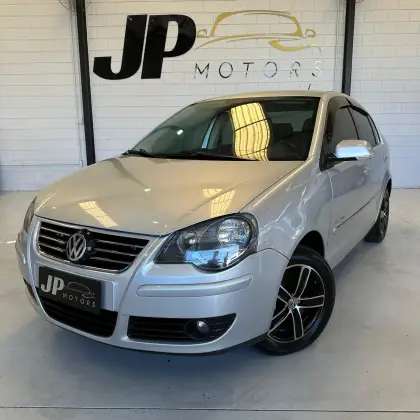 VOLKSWAGEN POLO SEDAN 2.0 MI COMFORTLINE 8V FLEX 4P MANUAL