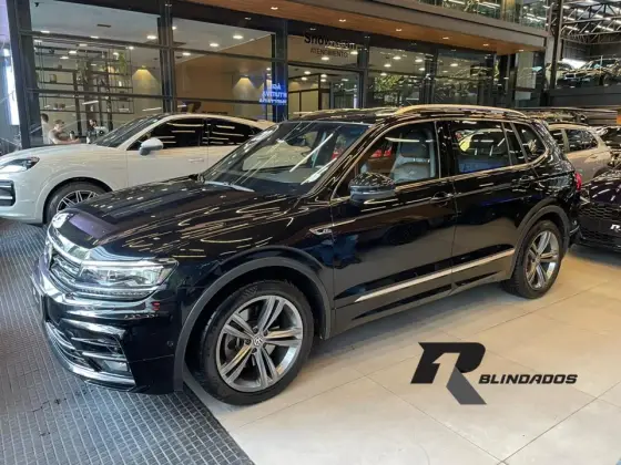 VOLKSWAGEN TIGUAN 2.0 350 TSI GASOLINA ALLSPACE R-LINE 4MOTION DSG VOLKSWAGEN TIGUAN 2.0 350 TSI GASOLINA ALLSPACE R-LINE 4MOTION DSG