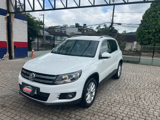 VOLKSWAGEN TIGUAN 2.0 TSI 16V TURBO GASOLINA 4P TIPTRONIC