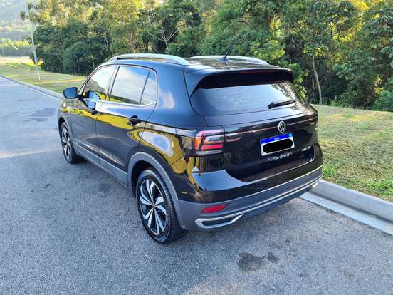 VOLKSWAGEN-T-CROSS-1.4 250 TSI TOTAL FLEX HIGHLINE AUTOMÁTICO VOLKSWAGEN-T-CROSS-2021