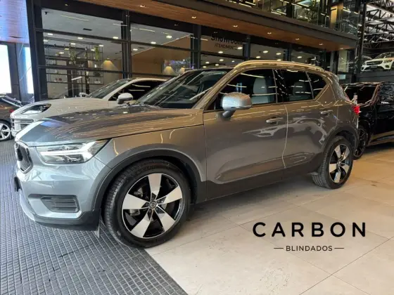 VOLVO XC40 2.0 T5 GASOLINA MOMENTUM AWD GEARTRONIC VOLVO XC40 2.0 T5 GASOLINA MOMENTUM AWD GEARTRONIC