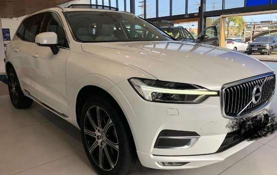 VOLVO-XC60-2018