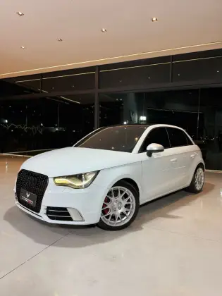 AUDI A1 1.4 TFSI SPORTBACK ATTRACTION 16V 122CV GASOLINA 4P S-TRONIC AUDI A1 1.4 TFSI SPORTBACK ATTRACTION 16V 122CV GASOLINA 4P S-TRONIC