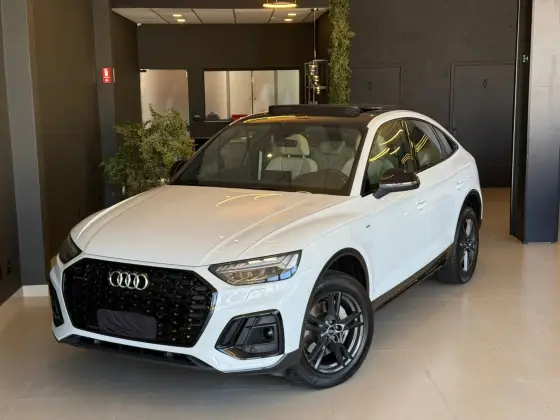 AUDI Q5 2.0 55 TFSIE PHEV SPORTBACK PERFORMANCE BLACK QUATTRO S TRONIC AUDI Q5 2.0 55 TFSIE PHEV SPORTBACK PERFORMANCE BLACK QUATTRO S TRONIC