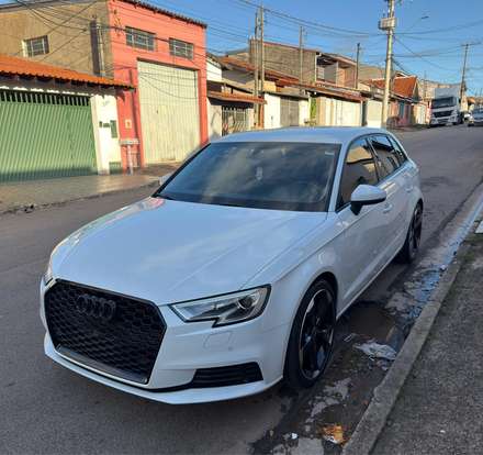 AUDI-A3-2018