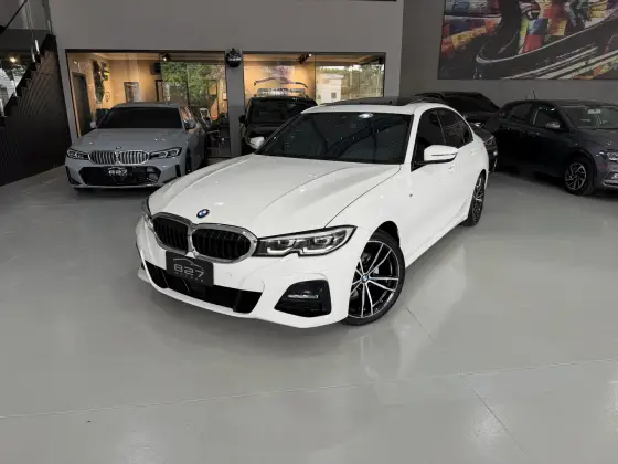 BMW 320i 2.0 16V TURBO GASOLINA M SPORT AUTOMÁTICO