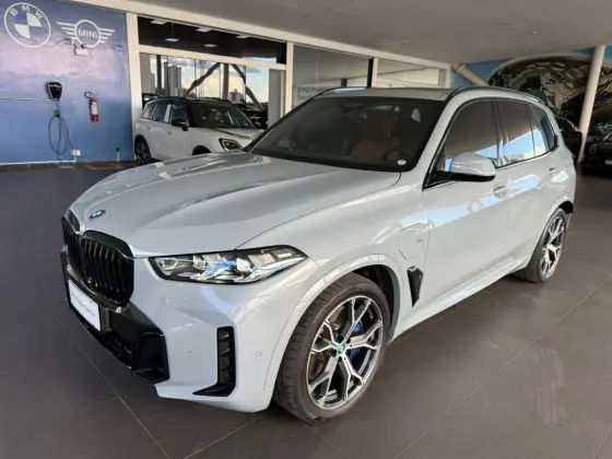 BMW X5 3.0 I6 TURBO HÍBRIDO XDRIVE50E M SPORT AUTOMÁTICO